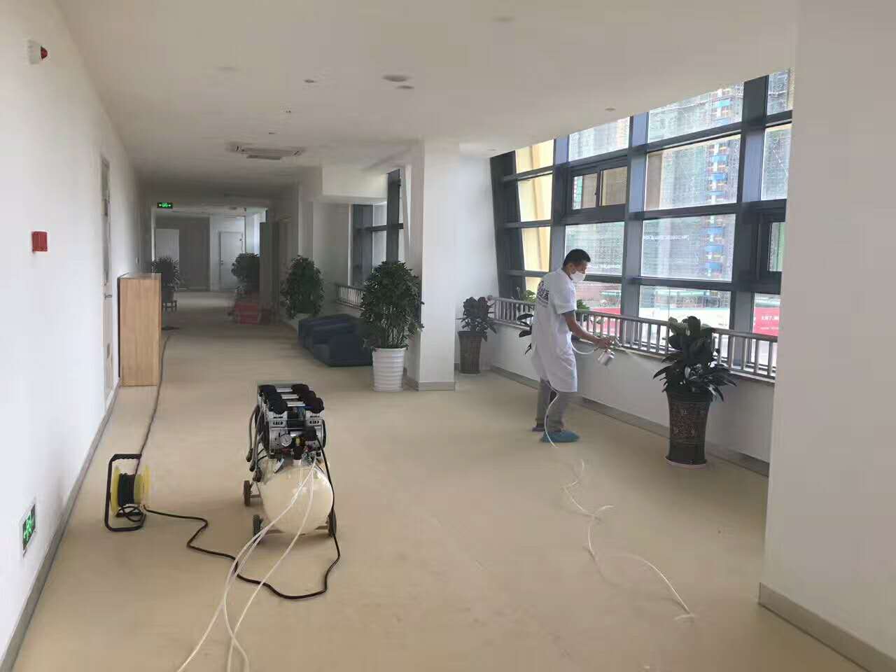 高樓大廈也擋不住的空氣污染問題原來是因為沒有甲醛治理! 高樓大廈也擋不住的空氣污染問題原來是因為沒有甲醛治理!