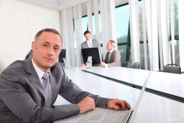 準(zhǔn)確定好人生六個(gè)五年計(jì)劃，利用工作的有效30年時(shí)間，獲取除甲醛加盟的***收益