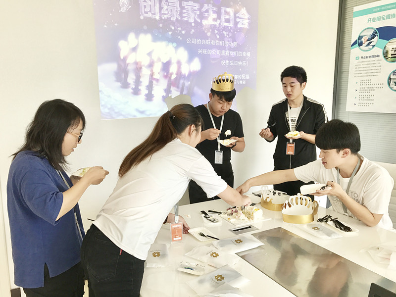 【10月生日會(huì)】我們的創(chuàng)綠家溫暖、開心，還有傳承！