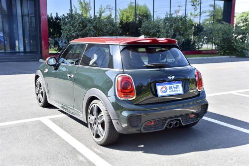 30萬買的MINI竟甲醛超標異味重！