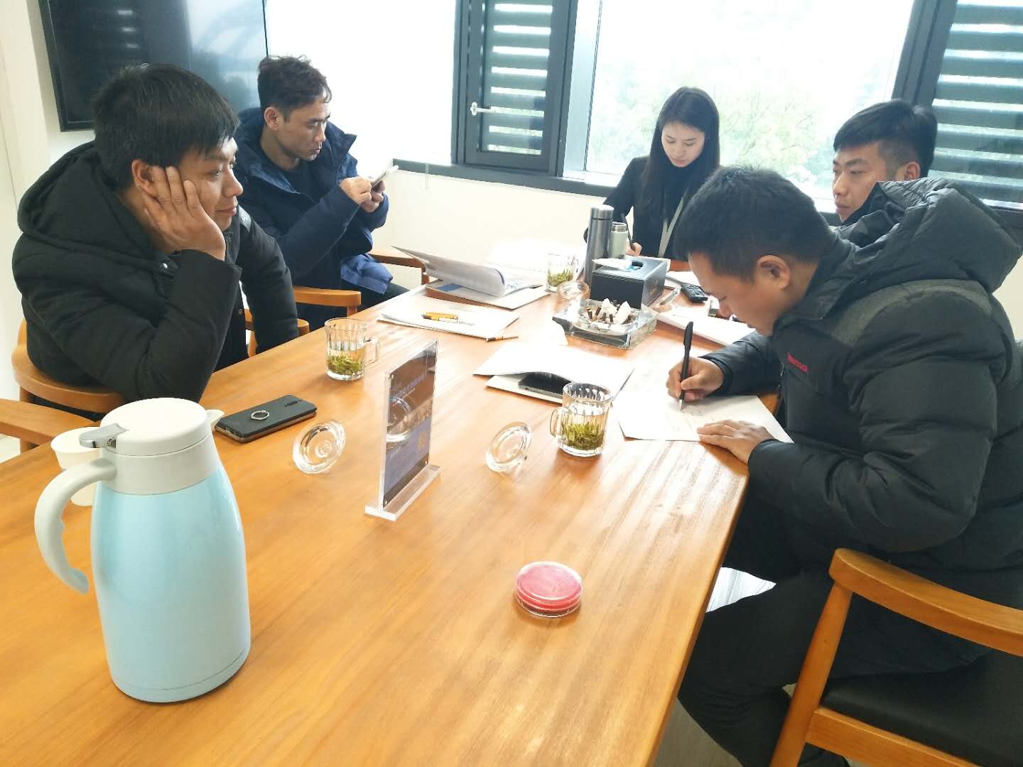 熱烈祝賀姚總、溫總團隊簽約創(chuàng)綠家南京市區(qū)級代理！