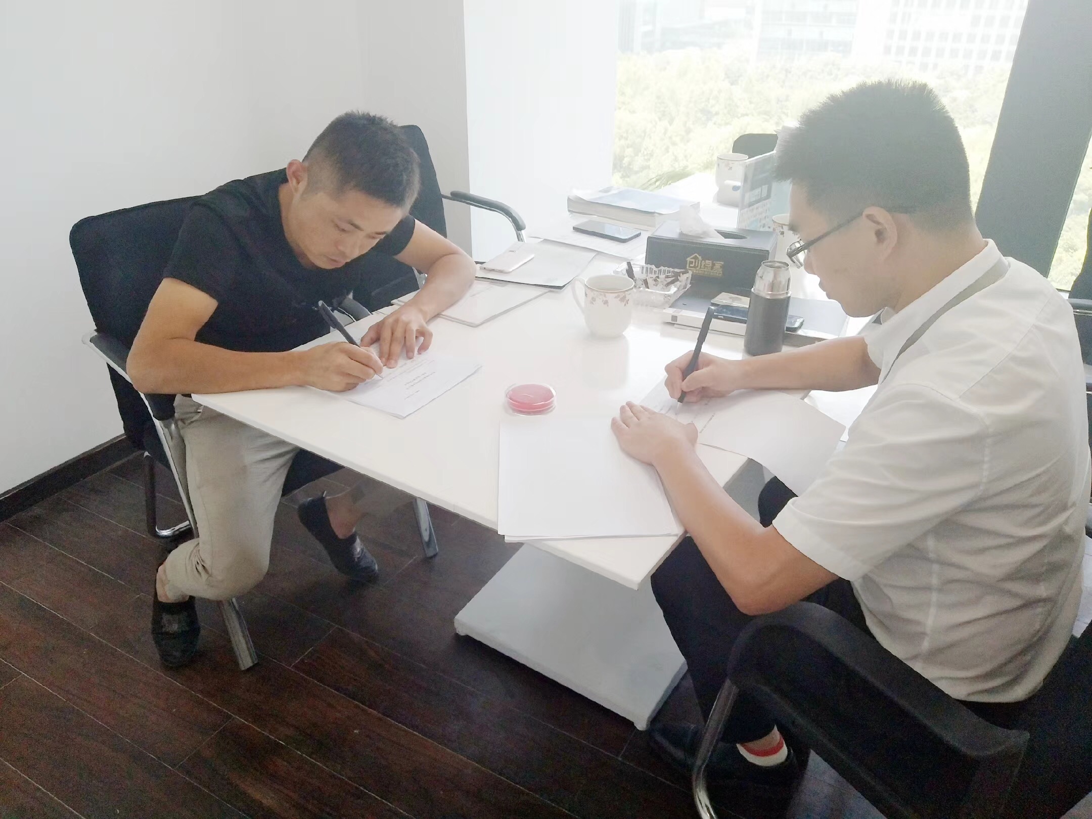 熱烈祝賀梅總團(tuán)隊簽約創(chuàng)綠家宣城市縣級代理！