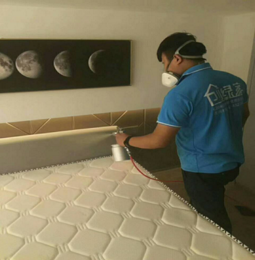 裝修后有異味該怎么除甲醛？