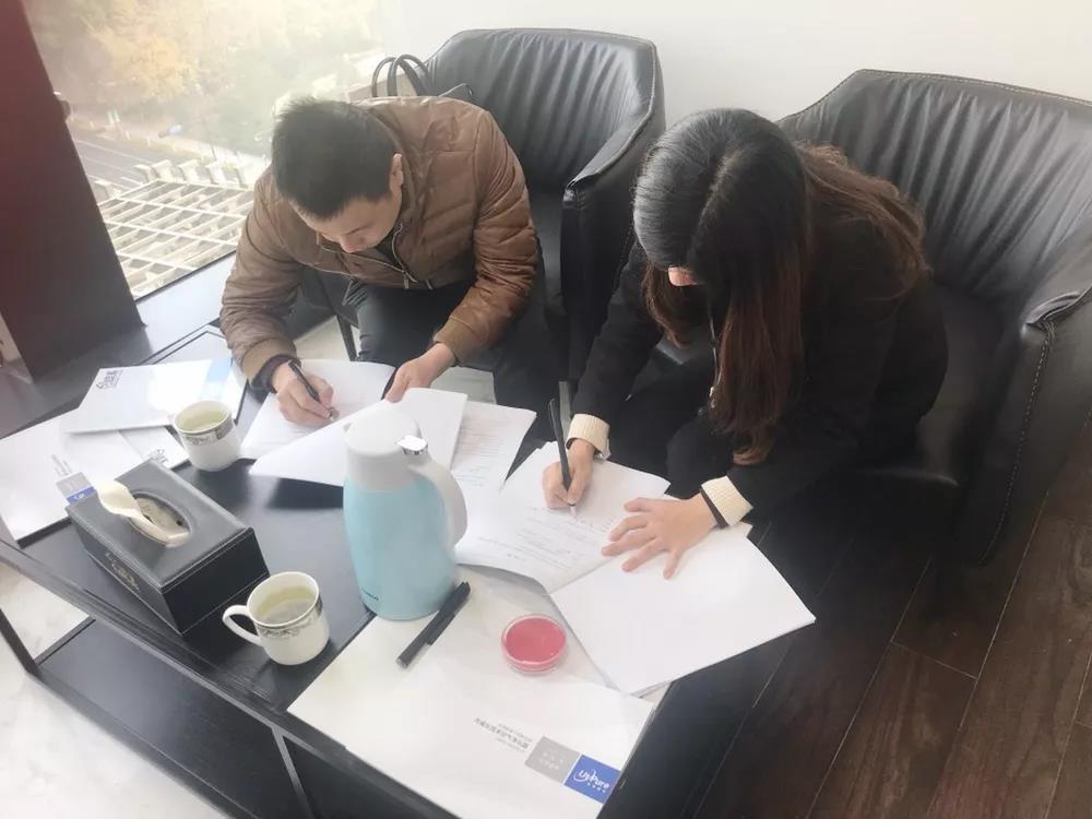 熱烈祝賀楊總簽約創(chuàng)綠家江西省吉安市縣級(jí)代理!