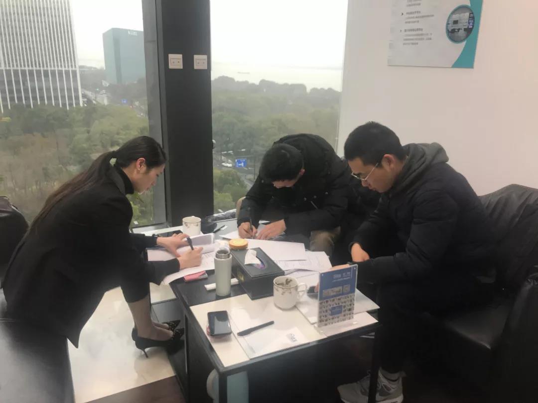 熱烈祝賀曾總、代總簽約創(chuàng)綠家四川省德陽市區(qū)級代理！