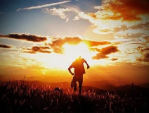 不少人都不喜歡改變,而情愿保持現狀,這便是人生低谷