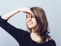 室內(nèi)空氣污染導(dǎo)致房間里老是有一股怪味怎么辦?