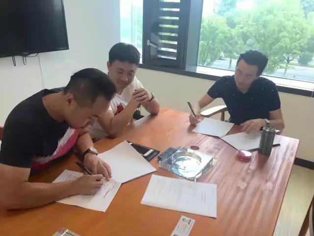 熱烈祝賀樂(lè)山市中呂總、馬總成功加入創(chuàng)綠家！