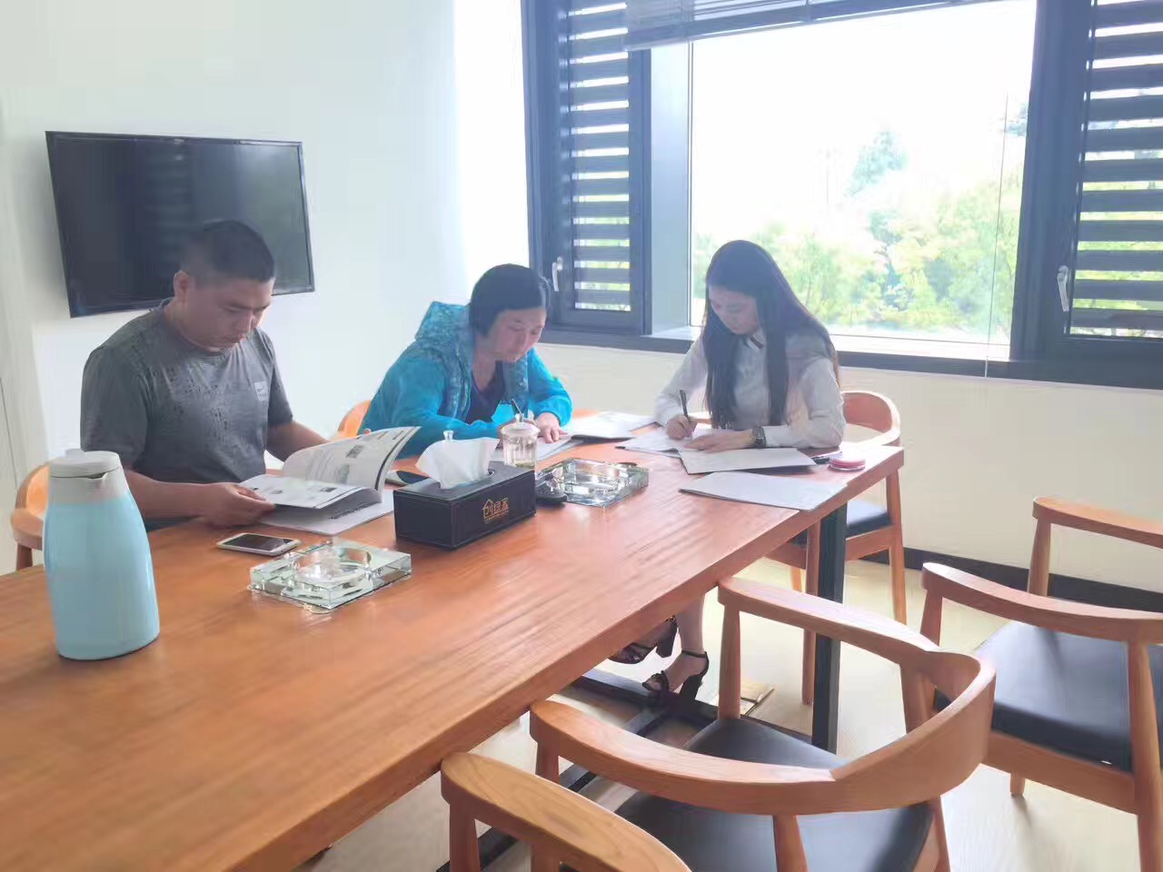 熱烈祝賀焦作朱總、鄭總夫婦簽約創綠家！